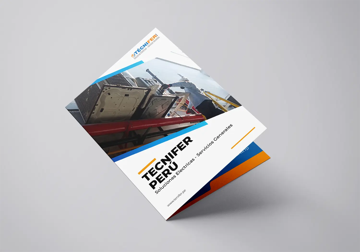 TECNI Bifold A4 Mockup B